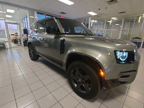 2023 Land Rover Defender 110 X-Dynamic SE