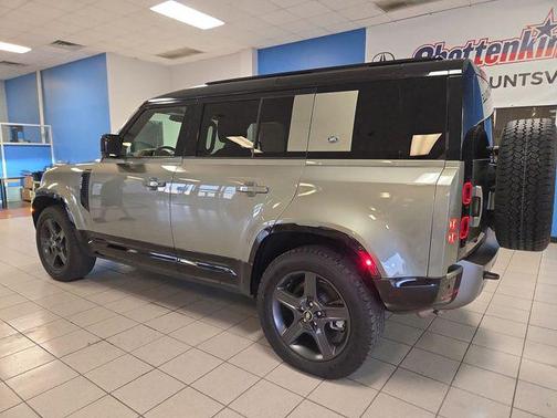 2023 Land Rover Defender 110 X-Dynamic SE