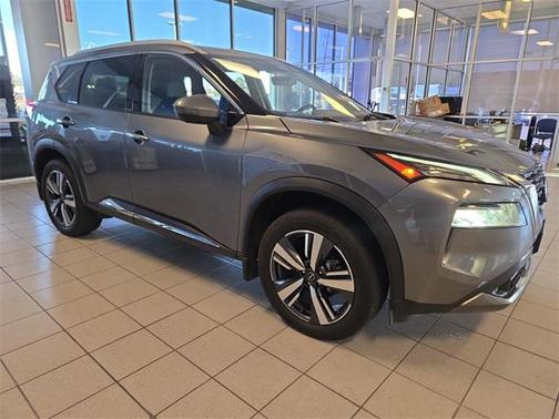 2023 Nissan Rogue SL