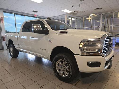 2024 RAM 2500 Laramie Crew Cab 4x4 6'4' Box