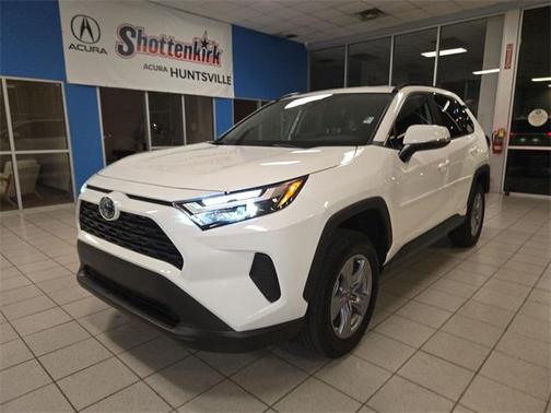 2024 Toyota RAV4 Hybrid LE