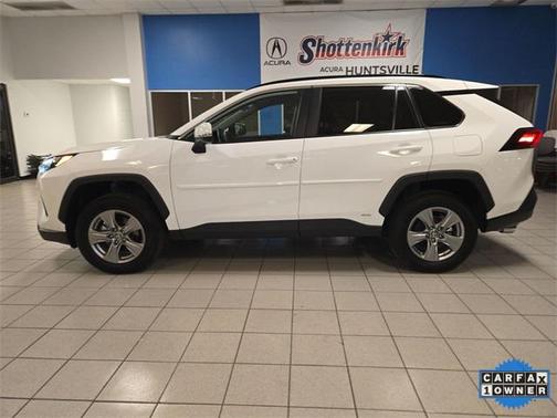 2024 Toyota RAV4 Hybrid LE