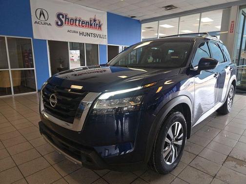 2024 Nissan Pathfinder SL FWD