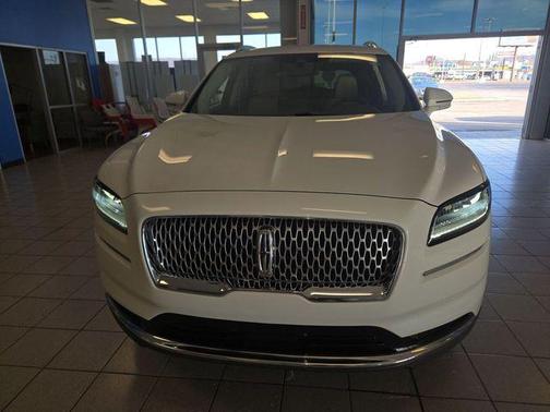 2022 Lincoln Nautilus Standard