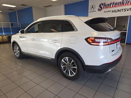 2022 Lincoln Nautilus Standard