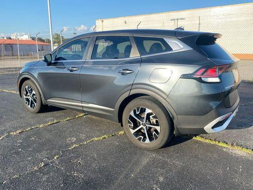 Gravity Gray 2025 Kia Sportage EX