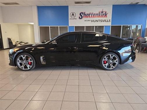 2018 Kia Stinger GT1