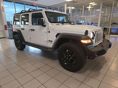 Bright White Clearcoat 2022 Jeep Wrangler Unlimited Sport Altitude