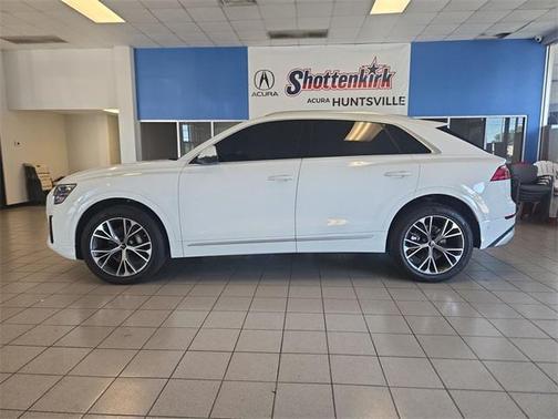 2024 Audi Q8 55 Premium Plus