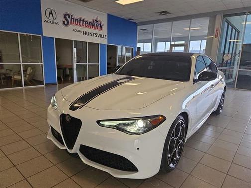 2022 Alfa Romeo Giulia Ti