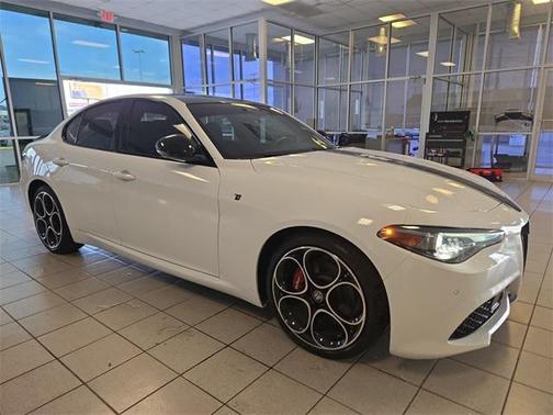 2022 Alfa Romeo Giulia Ti