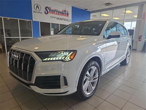 2024 Audi Q7 55 Premium Plus
