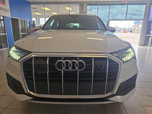 2024 Audi Q7 55 Premium Plus