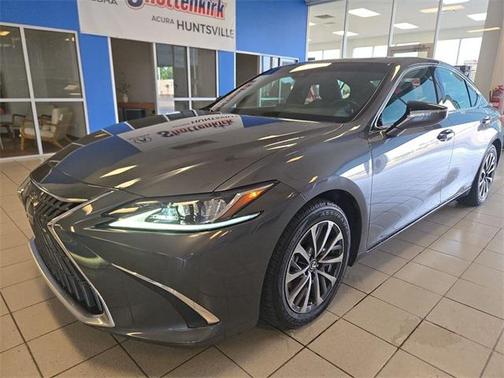 2022 Lexus ES 300h Base