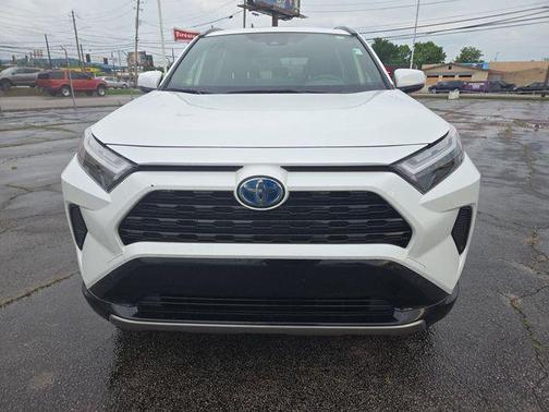 Wind Chill Pearl 2024 Toyota RAV4 Hybrid SE
