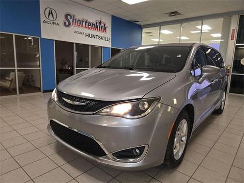 2018 Chrysler Pacifica Touring Plus