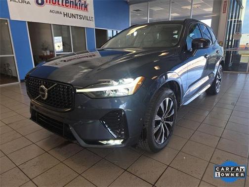 2023 Volvo XC60 B5 Plus Dark Theme