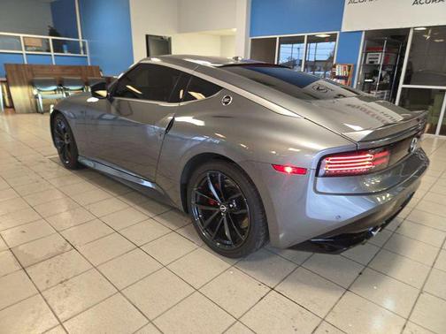 2025 Nissan Z Performance Automatic Transmission