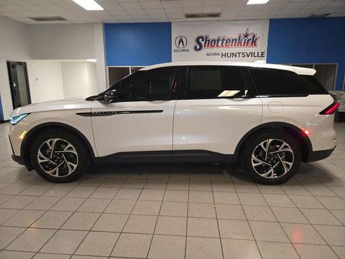 2024 Lincoln Nautilus Premiere