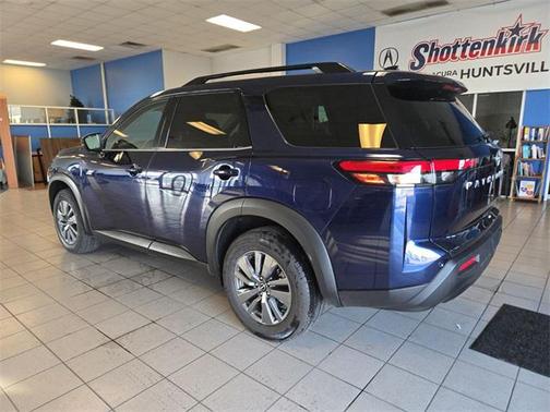 2025 Nissan Pathfinder SV FWD