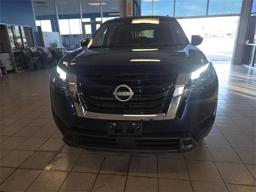 2025 Nissan Pathfinder SV FWD