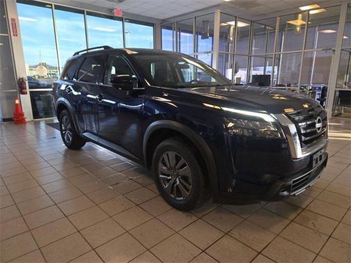 2025 Nissan Pathfinder SV FWD