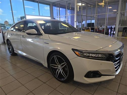 2022 Honda Accord Hybrid Touring