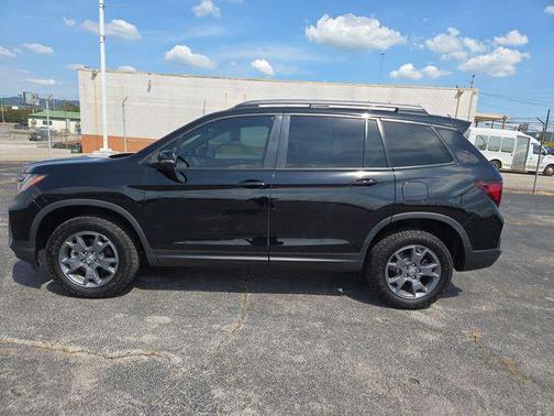 Crystal Black Pearl 2025 Honda Passport AWD TrailSport