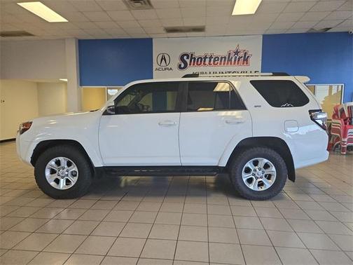 2024 Toyota 4Runner SR5 Premium