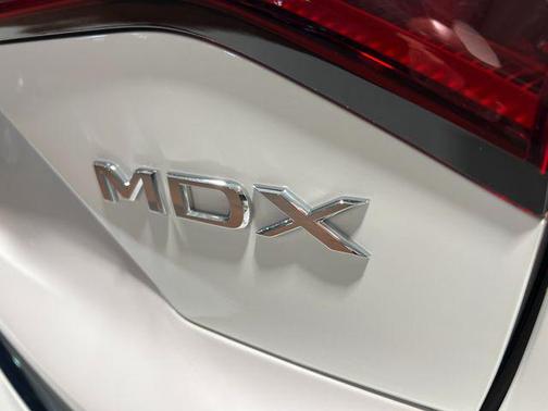 White Pearl 2026 Acura MDX Advance Package