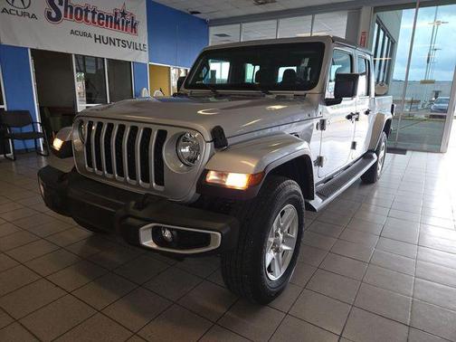 Silver Zynith Clearcoat 2022 Jeep Gladiator Sport S