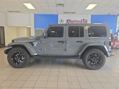 2022 Jeep Wrangler Unlimited 4xe Sahara