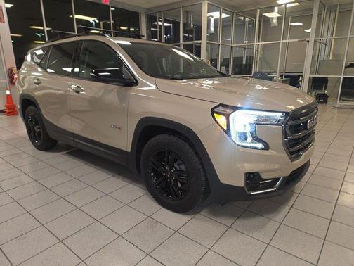 2022 GMC Terrain AWD AT4