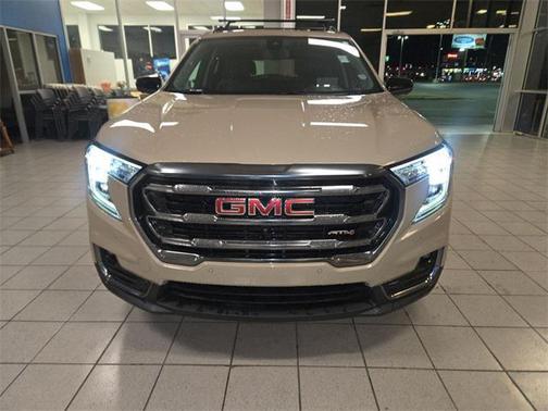 2022 GMC Terrain AWD AT4