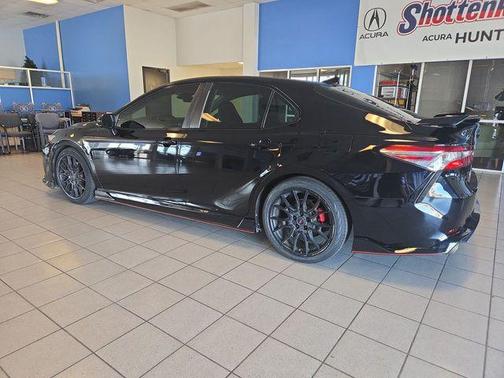 Midnight Black Metallic 2020 Toyota Camry TRD