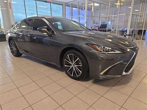 2023 Lexus ES 350 Base