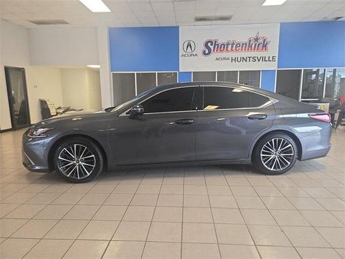 2023 Lexus ES 350 Base