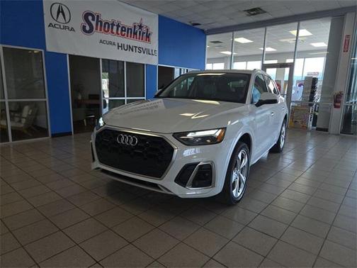2023 Audi Q5 45 S line Premium Plus