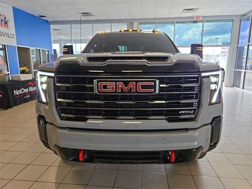 2024 GMC Sierra 2500 AT4
