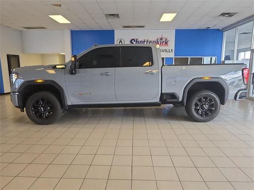 2024 GMC Sierra 2500 AT4