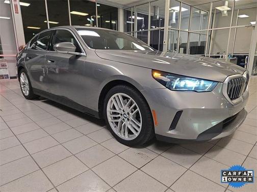 2024 BMW 530 530i