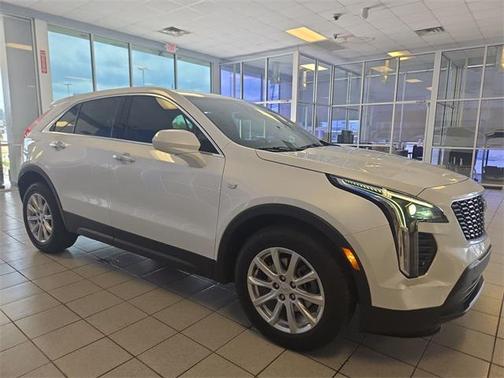 2022 Cadillac XT4 Luxury