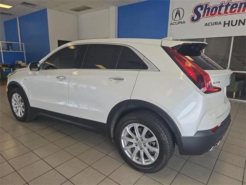 2022 Cadillac XT4 Luxury