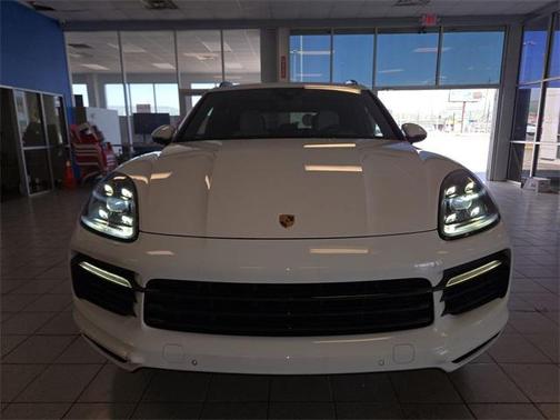 2021 Porsche Cayenne Base