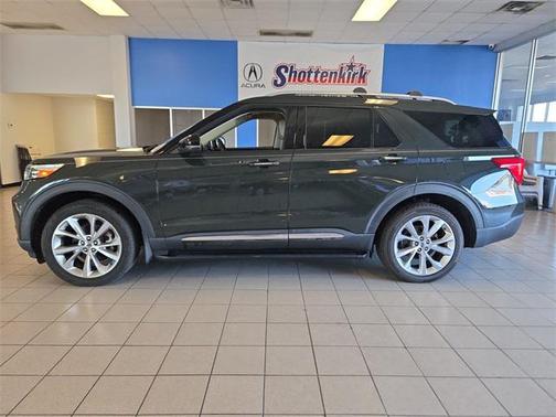 2022 Ford Explorer Platinum