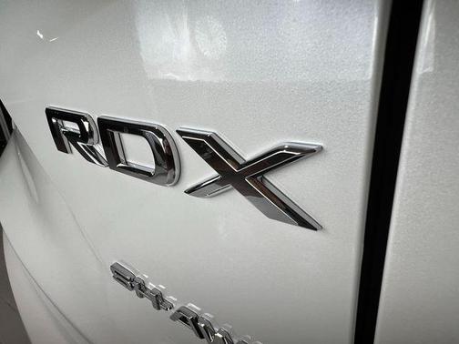 Platinum White 2026 Acura RDX Advance Package