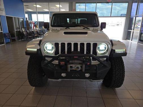 Bright White Clearcoat 2021 Jeep Gladiator Mojave 4x4