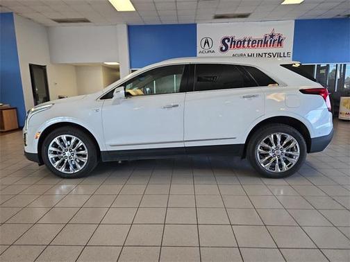 2022 Cadillac XT5 Premium Luxury