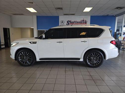 2023 INFINITI QX80 SENSORY