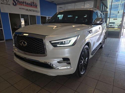 2023 INFINITI QX80 SENSORY